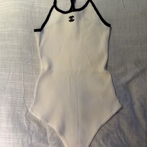 Chic White and Black Bodysuit!